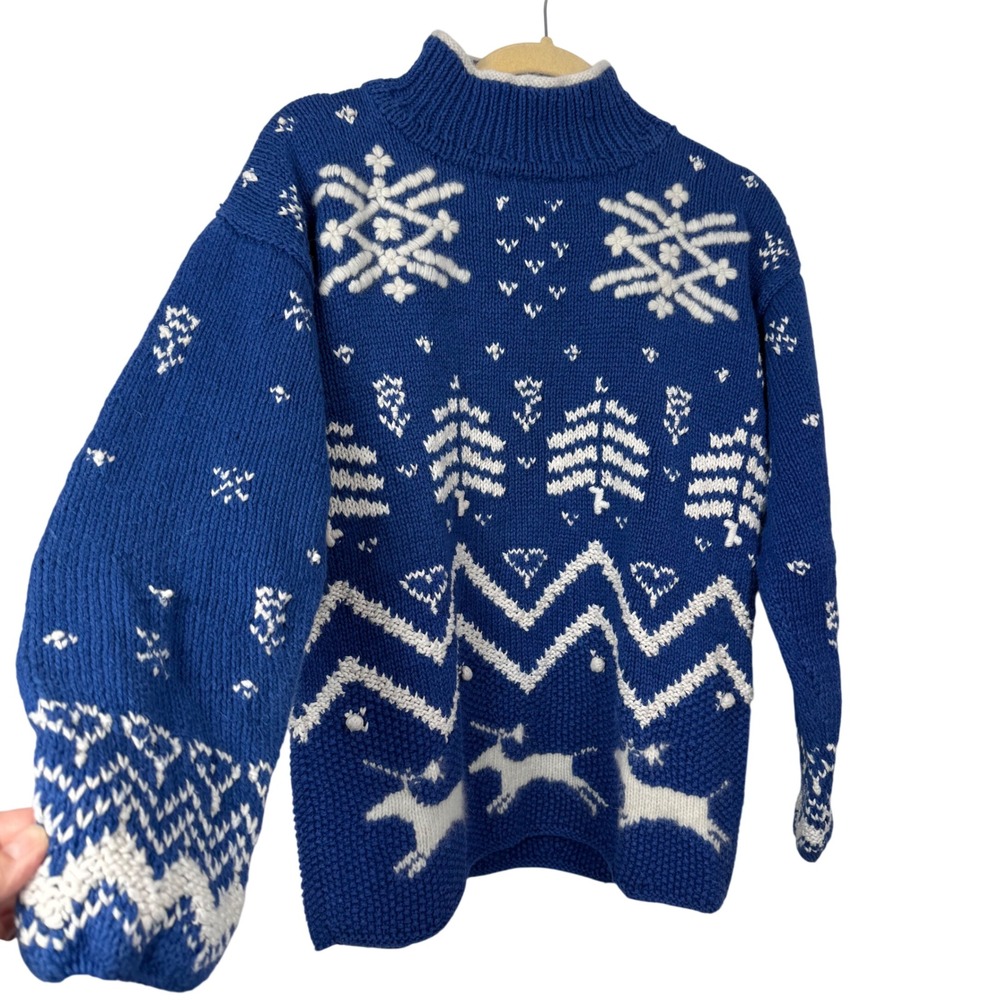 VTG G.H Bass Cobalt Blue Sweater Hand Knit Women M Reindeer Nordic Ski Holiday